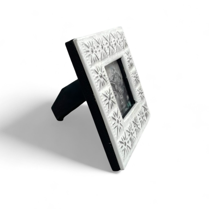 White Embossed Metal Photo Frame