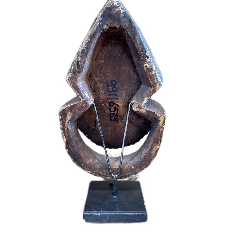 Grebo Long Nose Mask on Stand – Liberia
