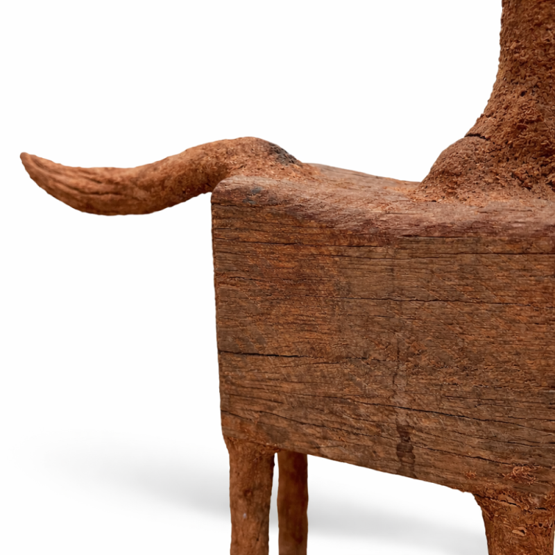 Wooden Giraffe Sculpture