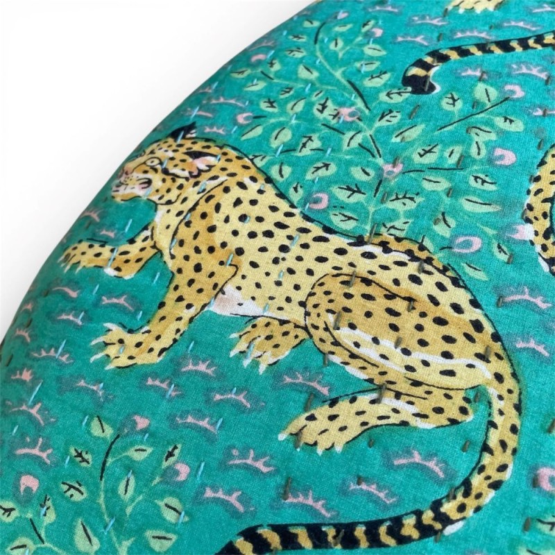  Leopard Print Round Ottoman