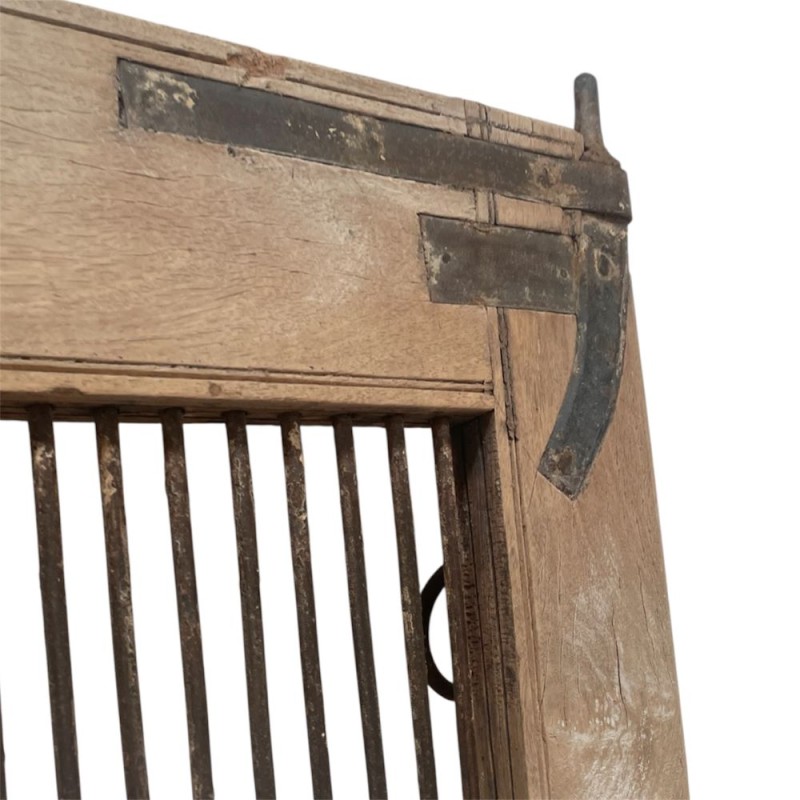 Handcrafted Carved Wooden Doors