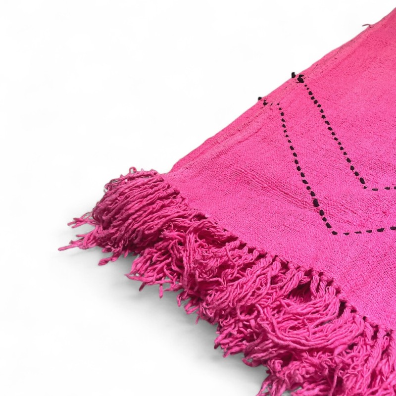 Pink Zigzag Tassel Throw